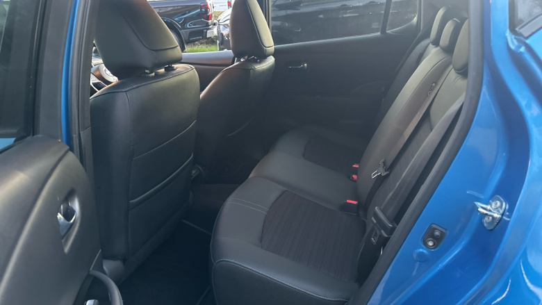 Nissan LEAF 160kW e+ N-Connecta 62kWh 5dr Auto Electric Hatchback